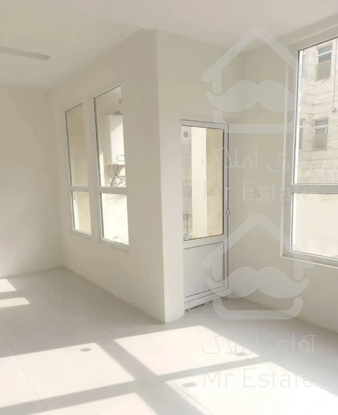 موقعیت اداری ۱۹۰ متری