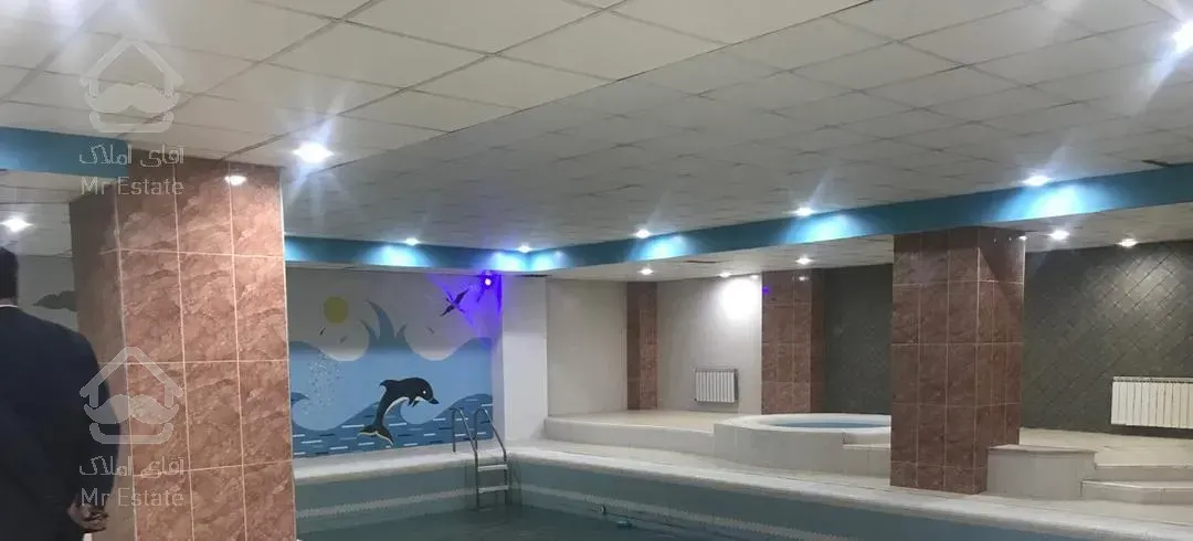 ۱۳۵ متر ۳ خواب بالای کاج