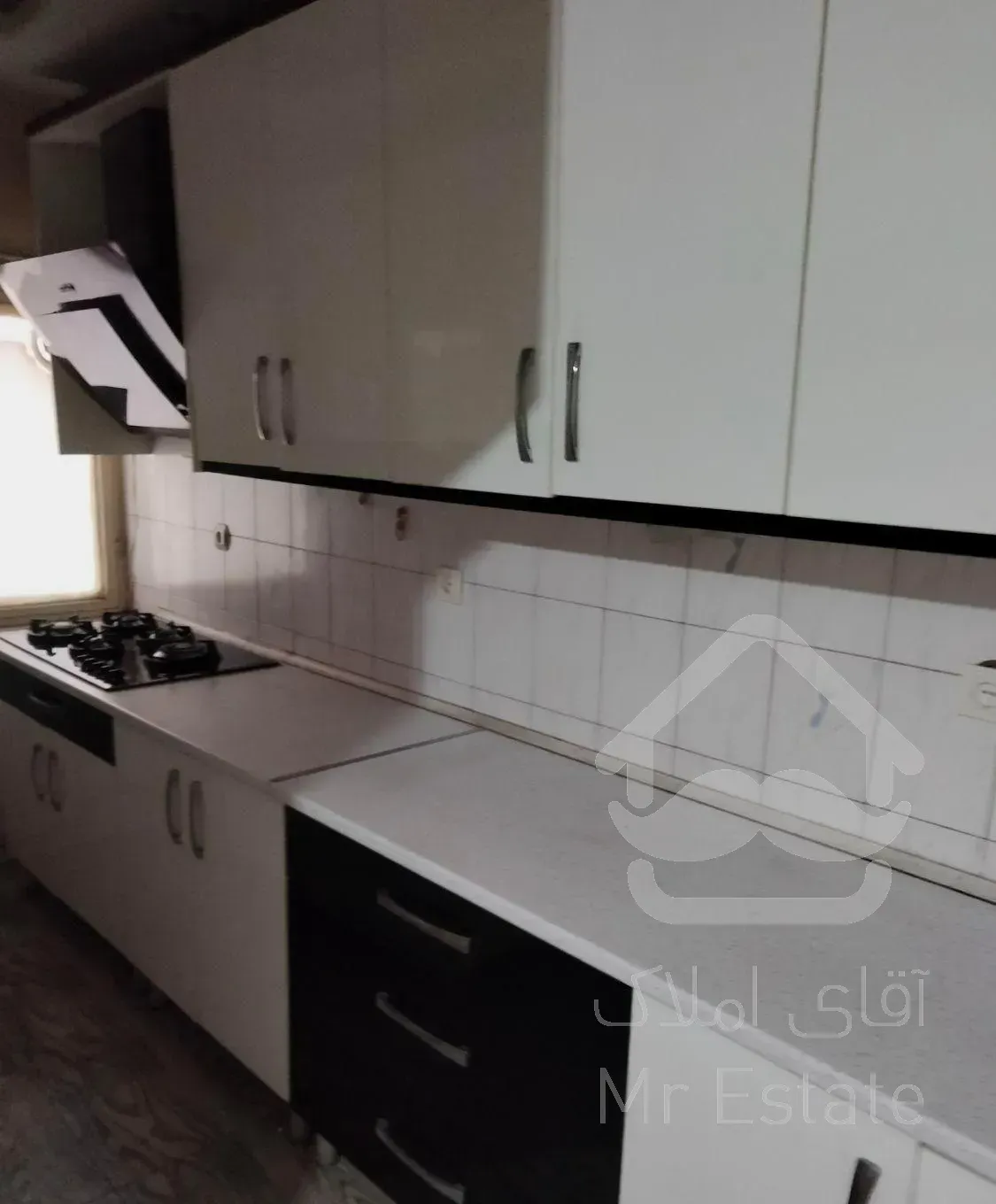 خیابان اجاره دار 50متر با پارکینگ و آسانسور