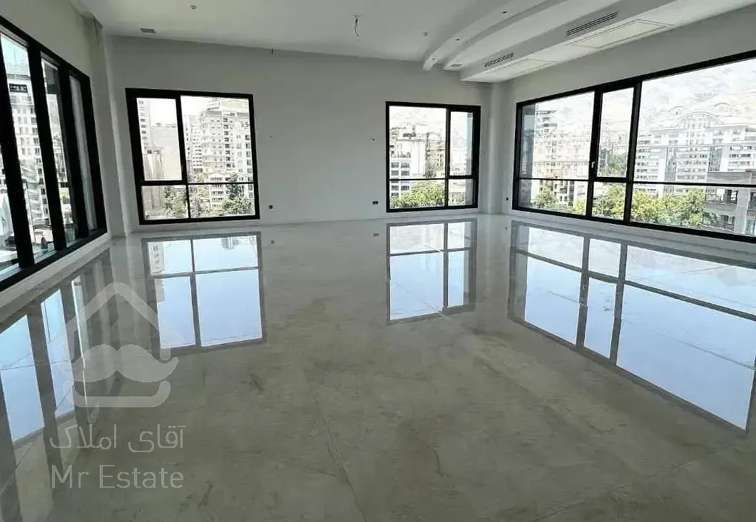 ۱۸۵متری اکازیون شیک اعیان پسند صفر طبقه دوم