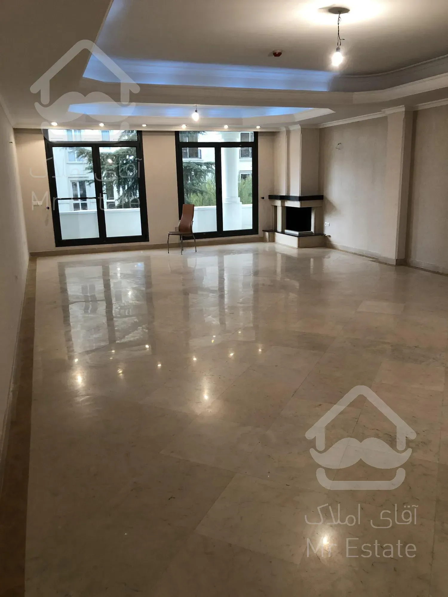 رهن و اجاره آپارتمان ۲۲۰ متری ۳ خوابه فرمانیه