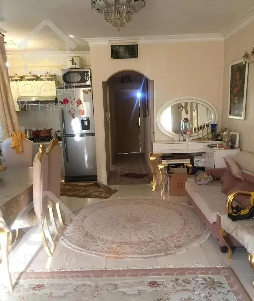 ۷۰متر آپارتمان اختیاریه دنج