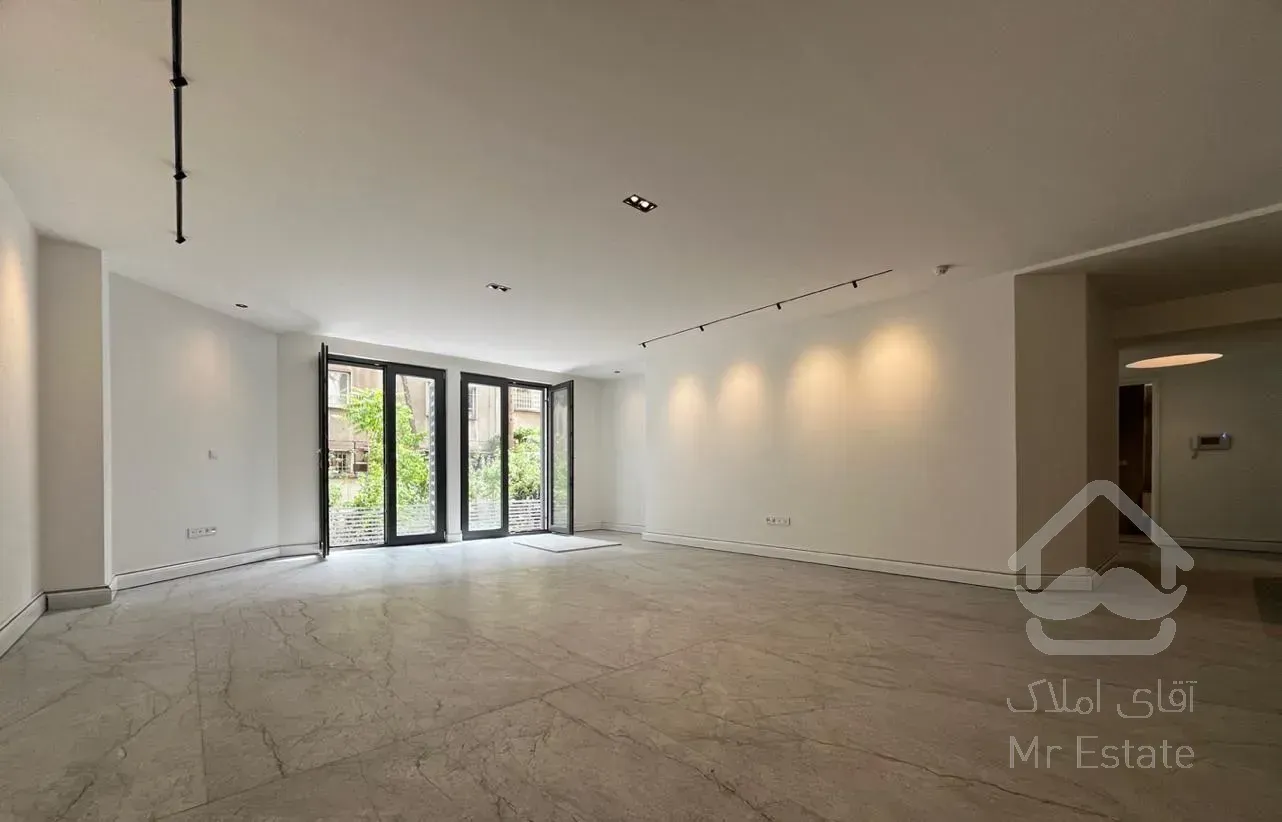 ۱۵۰متر۳خواب+۴۰متر تراس اختصاصی(گاندی-فول بازسازی)