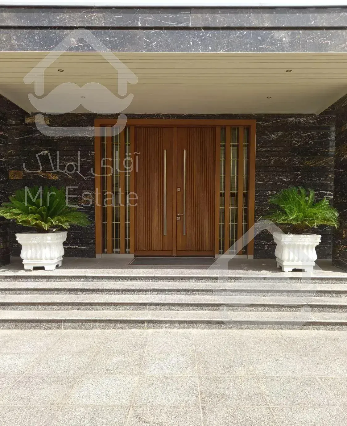 ۱۳۴متر/۳ خواب/دونبش/نوساز/نورگیر  اکباتان