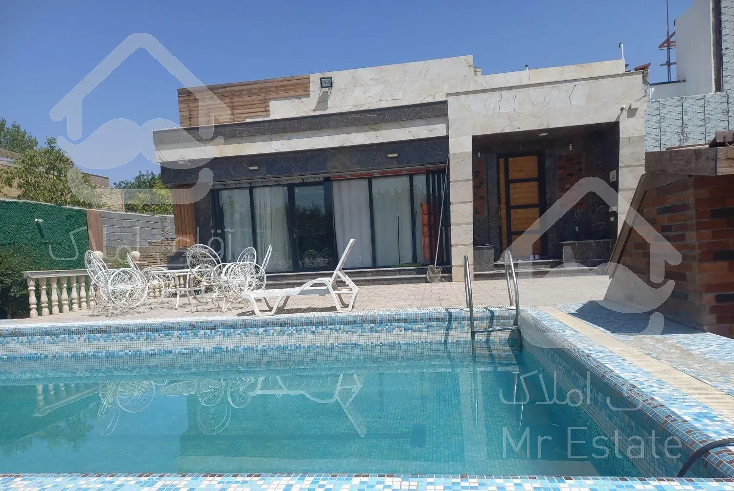 ویلا استخر دار