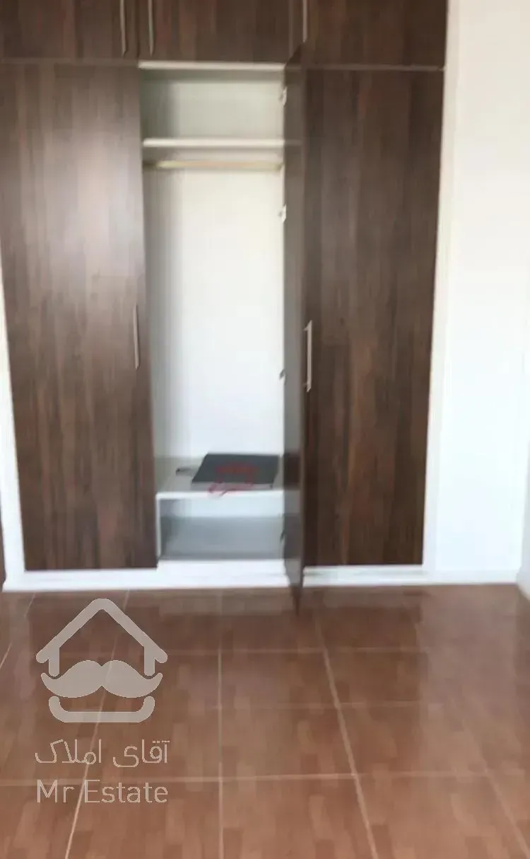 شهرک امید ۱۹۰ متر ۳ خواب A طبقات بالا فول