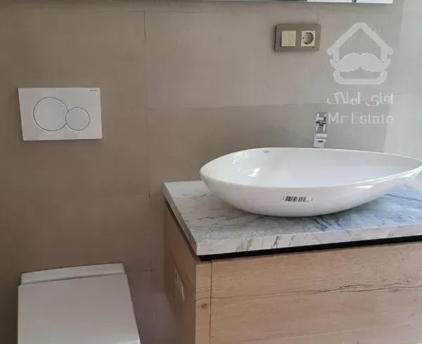 ۱۳۰ متری ۳ خوابه ویودار // ملک ۲ کله ، نوساز