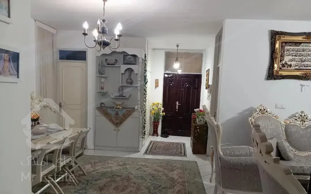 ۹۳ متر/پارکینگ دار/مناسب سرمایه‌گذاری/نیایش