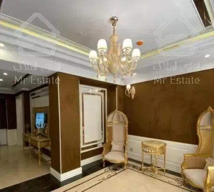 سعادت آباد ۱۲۱متر. کاج. فول . کم واحد .۳P