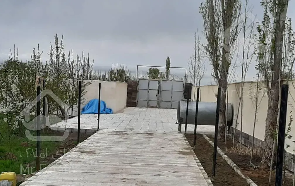 ویلا باغ ۳۰۰۰متری فول فقط متری ۲۲۰۰