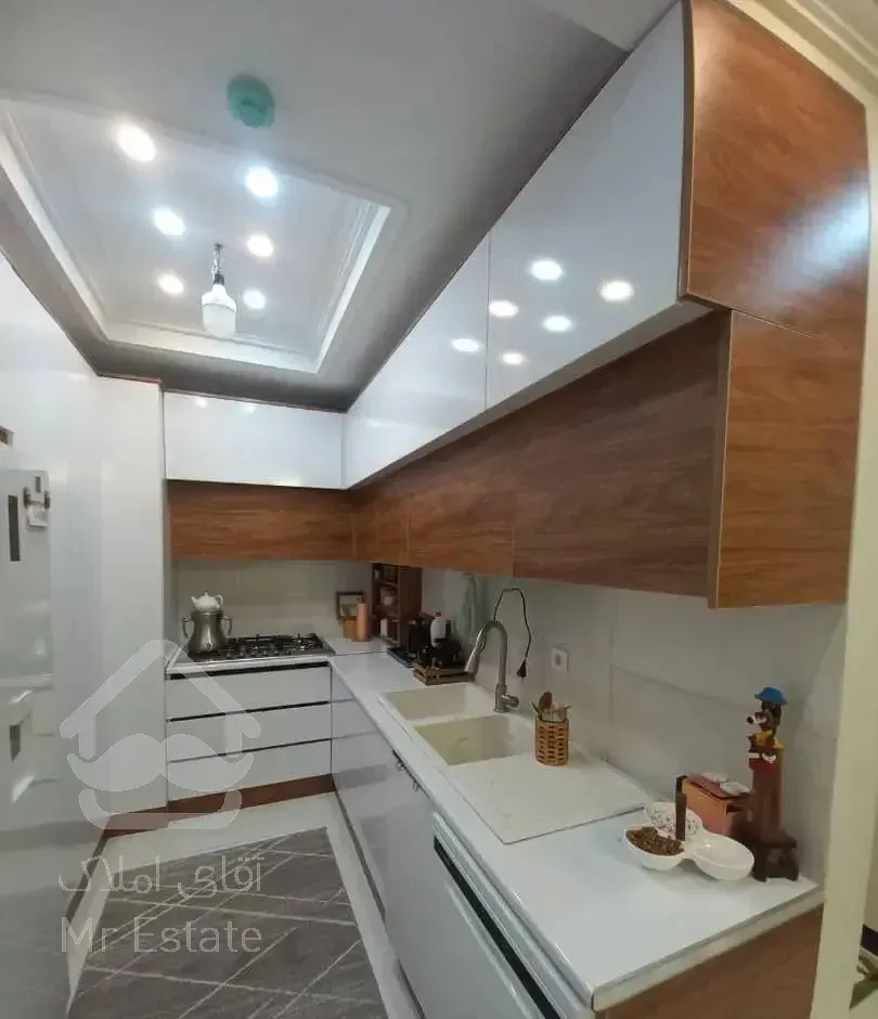 62متر . تکواحدی.پارکینگ دار