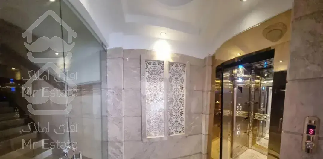 آپارتمان ۱۳۱ متری پاسداران