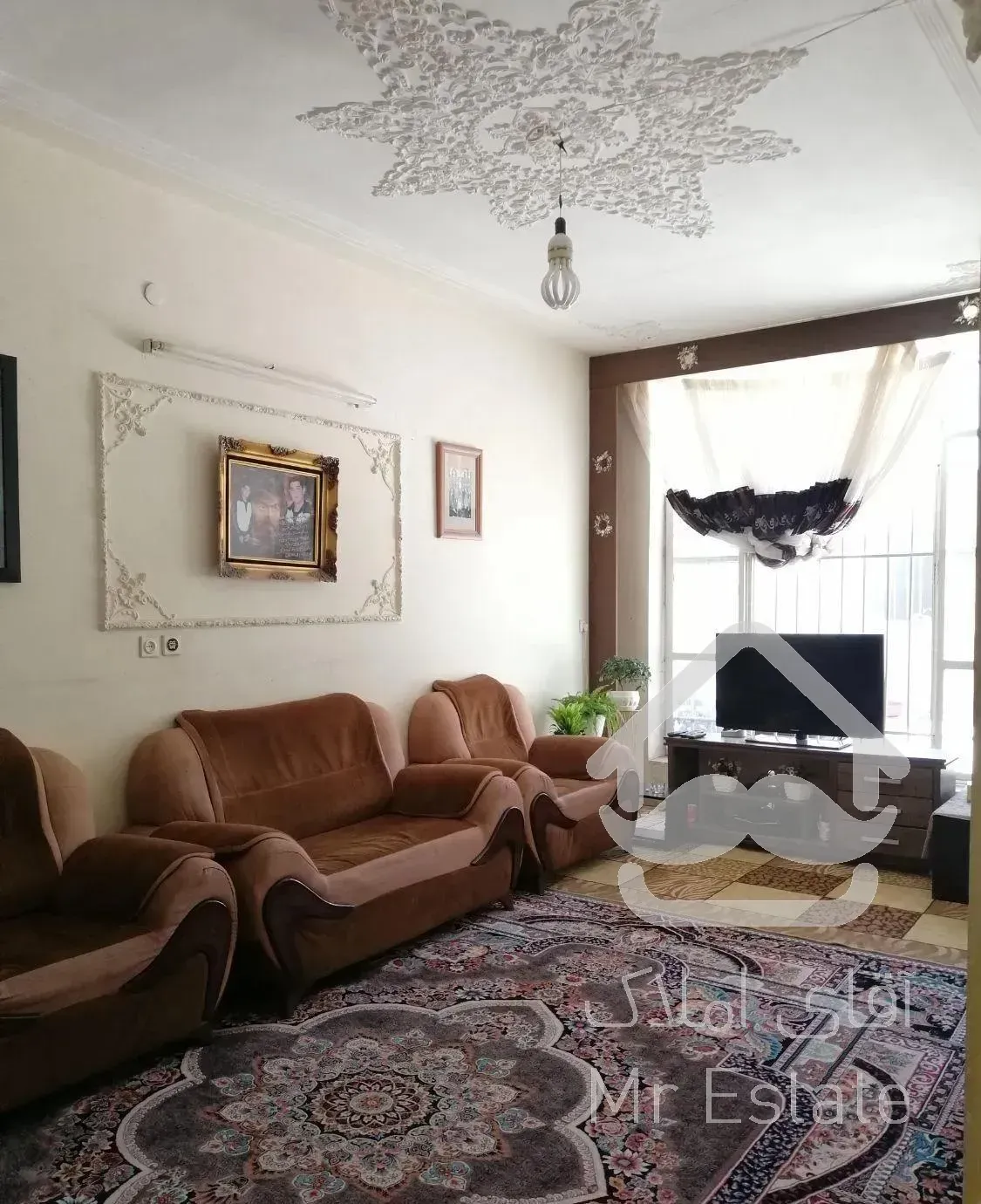 ویلایی دربست /3 خوابه/سر نبش/فرهنگیان