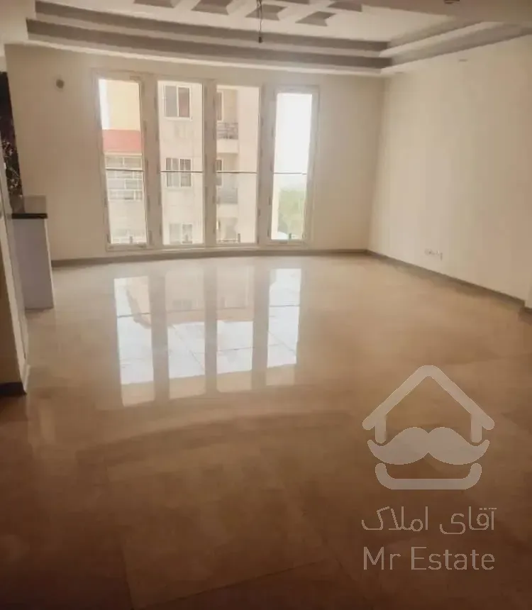 آجودانیه ۱۹۵ متر آپارتمان ۳ خ با ۳ پارکینگ