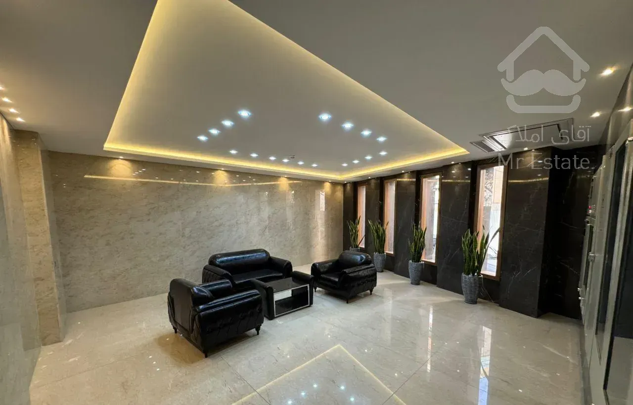 آپار۱۳۰متر/۳خواب/صفر/جنوبی/خ بازارچه مشتاق