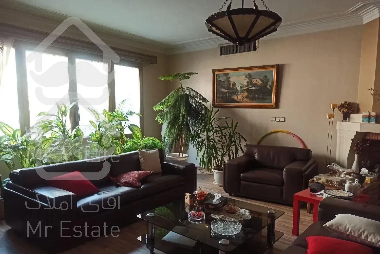 آپارتمان ۲۰۰متری اندرزگو سلیمی جنوبی