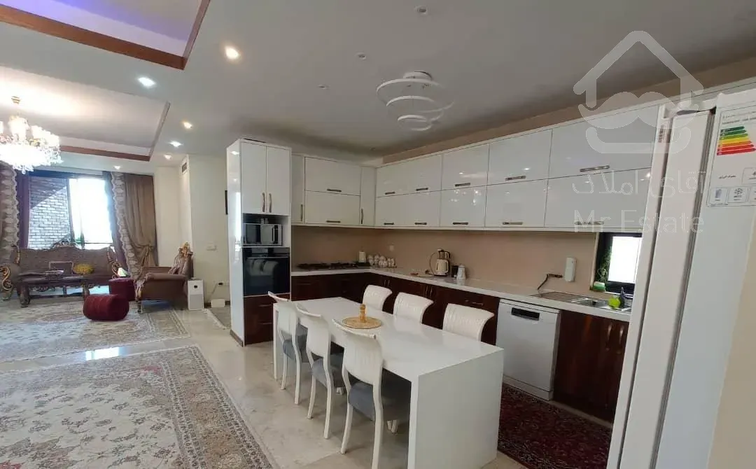 آپارتمان ۱۳۴متری ۳خواب، تکواحدی، ۲پارکینگ سندی