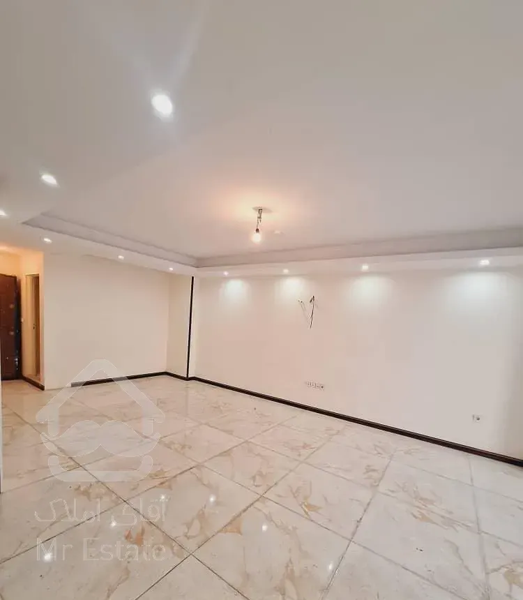 100متر دو خواب /خوش نقشه/فول امکانات/شادمان