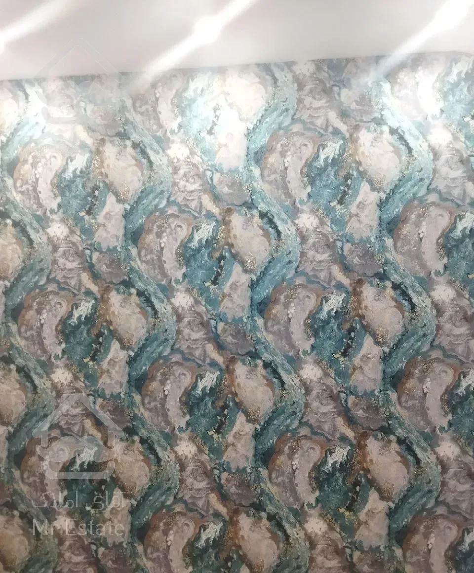 کاغذدیواری کفپوش پارکت پرده