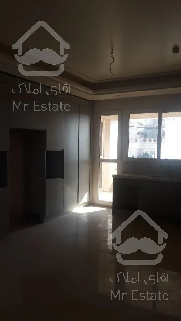 اجاره و رهن آپارتمان ولنجک 318  متر لاکچری