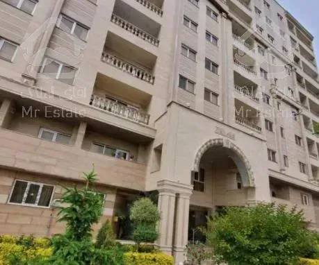 خ اشرفی اصفهانی بعد نیایش 96 متر