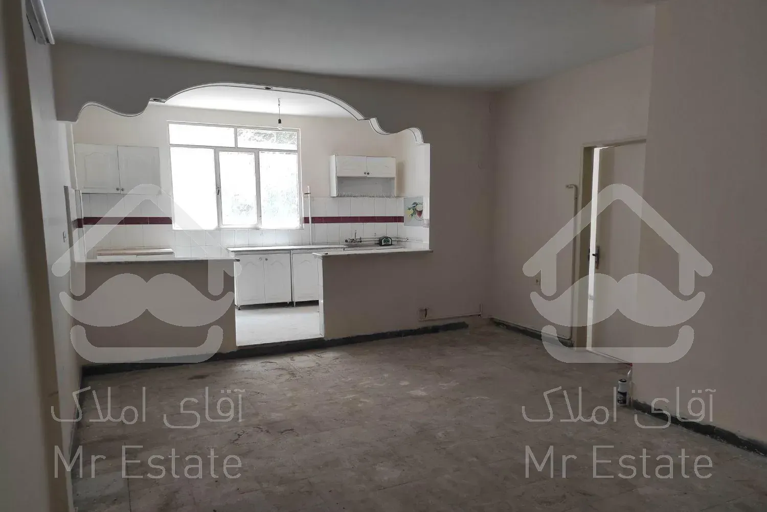 آپارتمان مسکونی چهارراه یافت آباد بلوار معلم