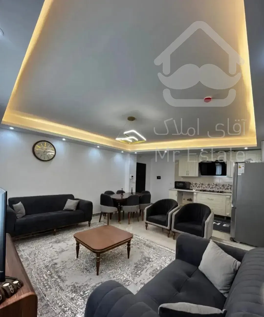شهرک ابریشم/جنب مرکز خرید/لوکس(املاک آرن)۸۸۸