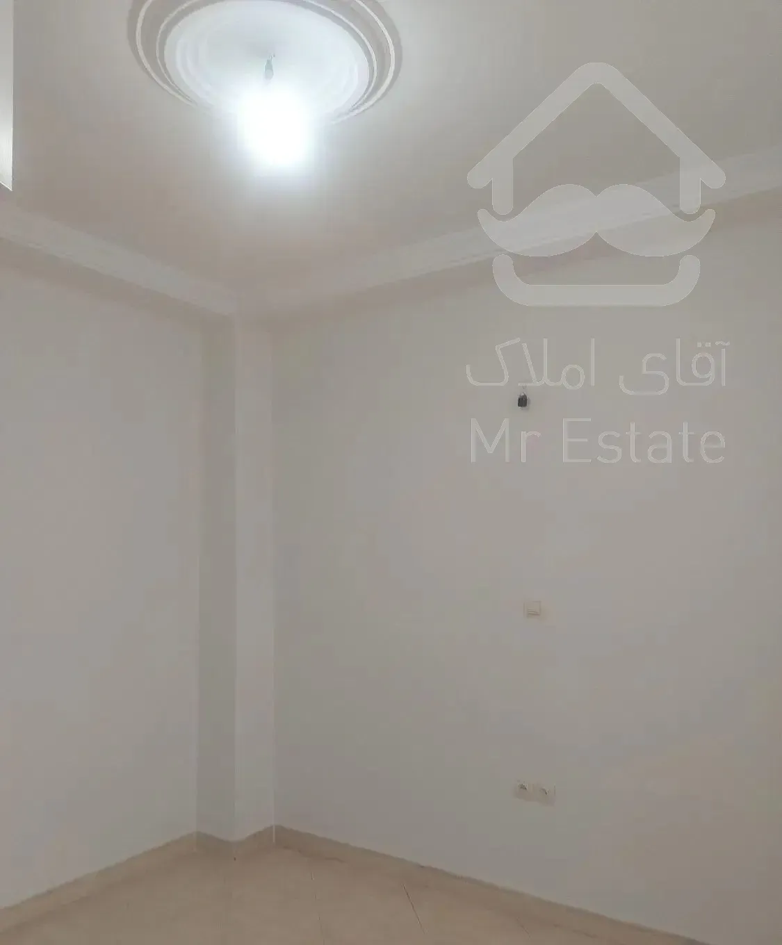 ۸۸متر ۲خوابه فول امکانات خ کاشان ک برکم تخلیه