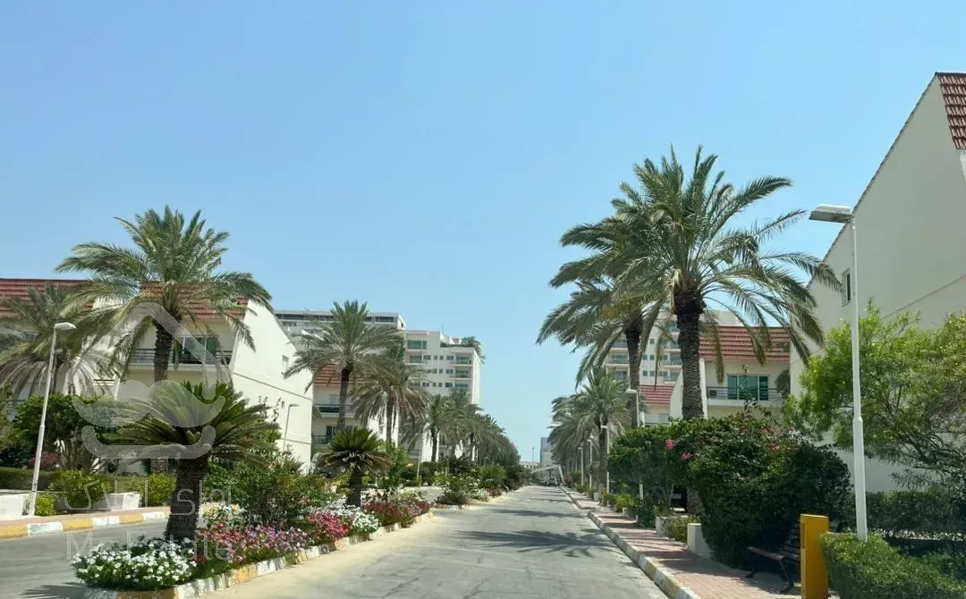 درساحل زیبای دامون مالک ویلای۷۲متری شوید