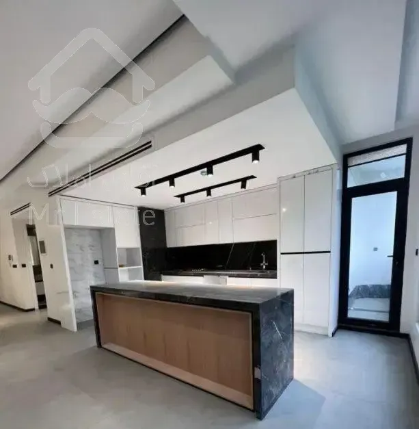 ۱۰۵متر/فول امکانات/۱۰سال/پرده خور/شمال امام منتظر