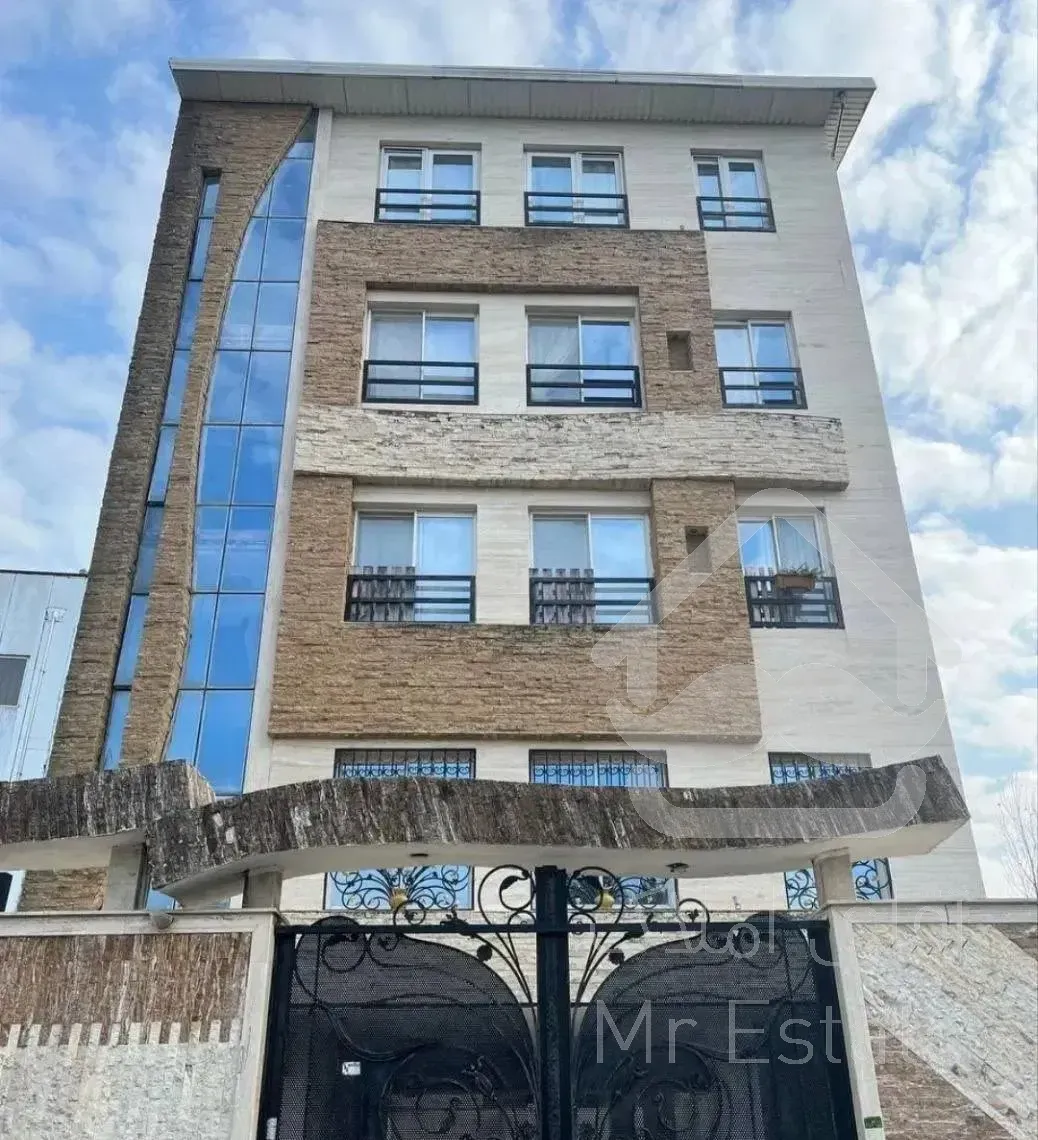 اپارتمان تک واحدی/۱۲۰متر/کد۵۰۳۷/حبوباتی