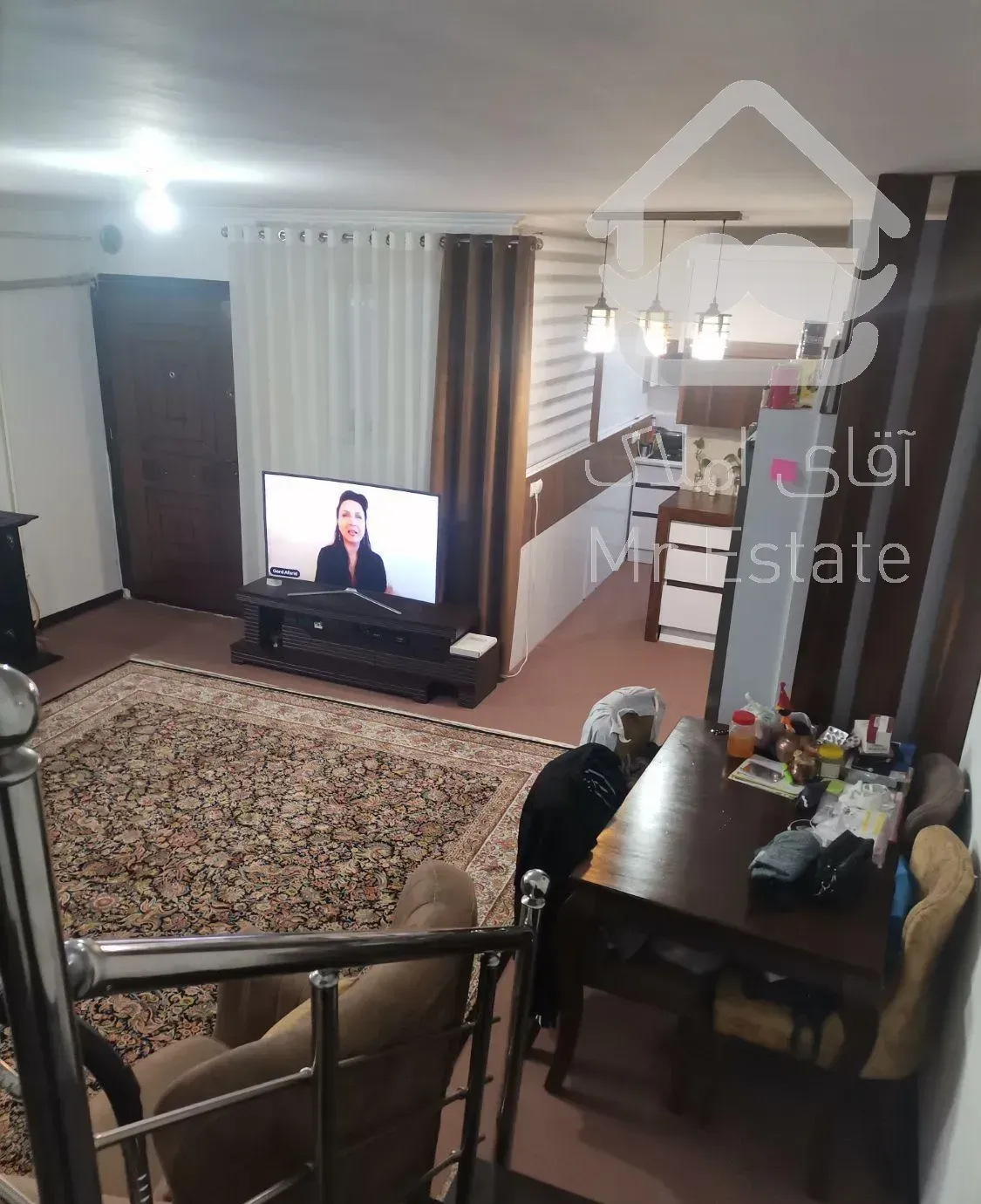 دوبلکس واقع در خیابان کشاورز