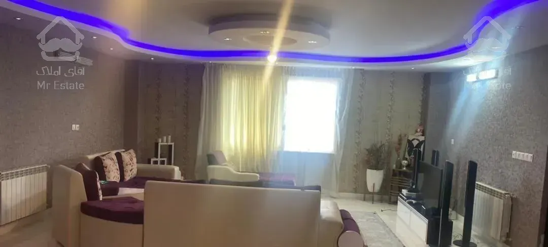 آپارتمان شیک طبقه ۴ ده متری جاده نور