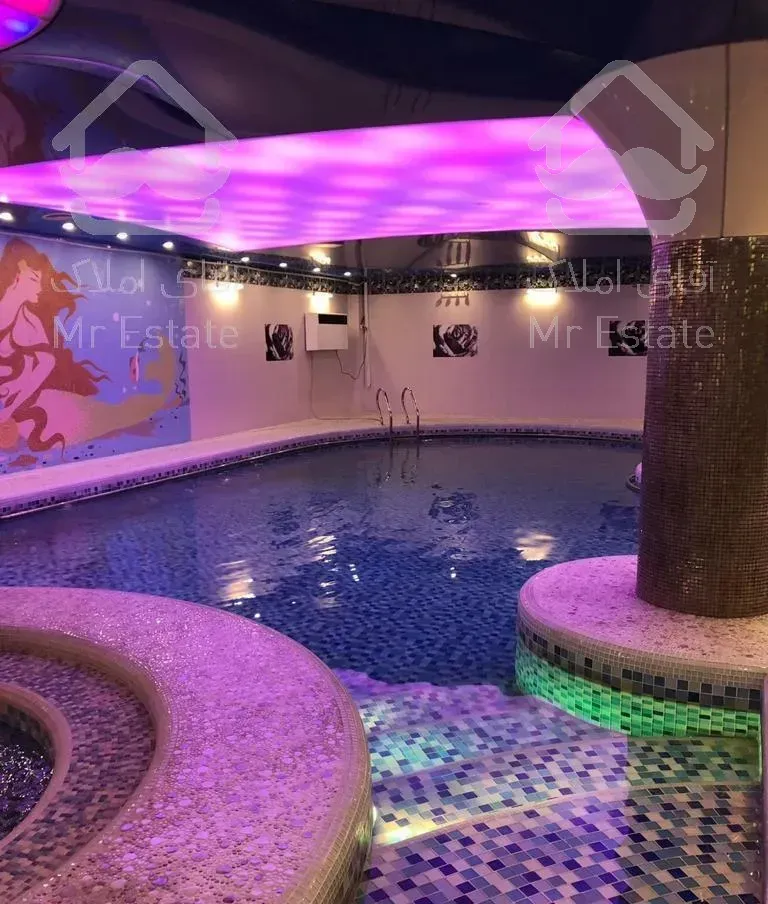 ۲۱۵متر/نوساز/تک واحدی/تراس قابل چیدمان/فول امکانات