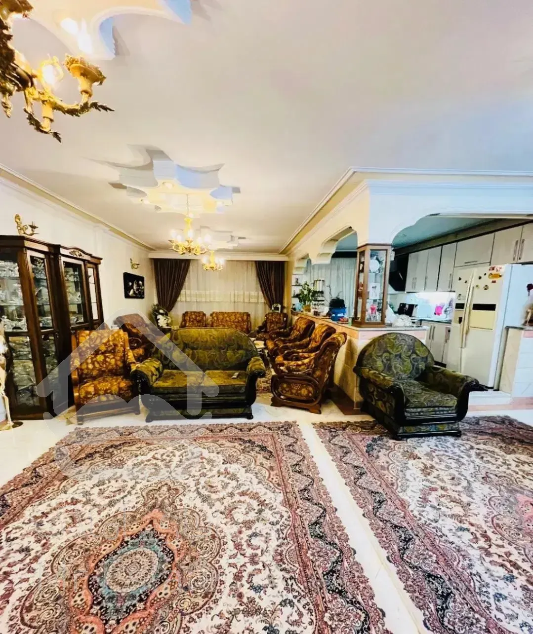 اپارتمان ۱۳۰ متری تهران نو