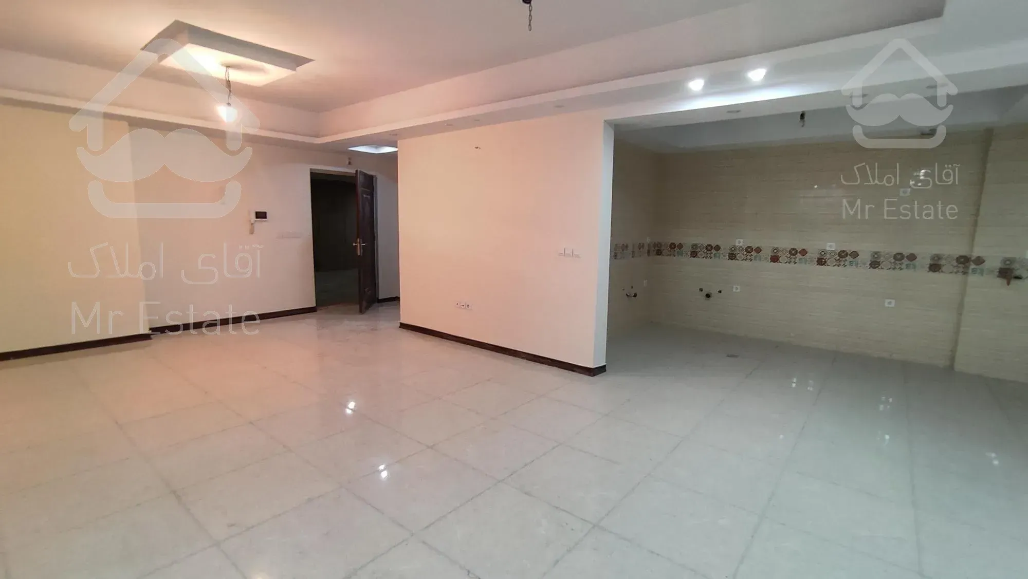 ۱۳۰متری ۳خوابه واقع در برج هواپیمایی کشوری