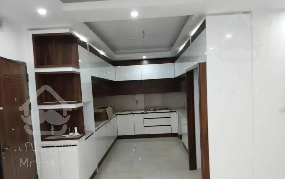 تک واحدی زیباشهر