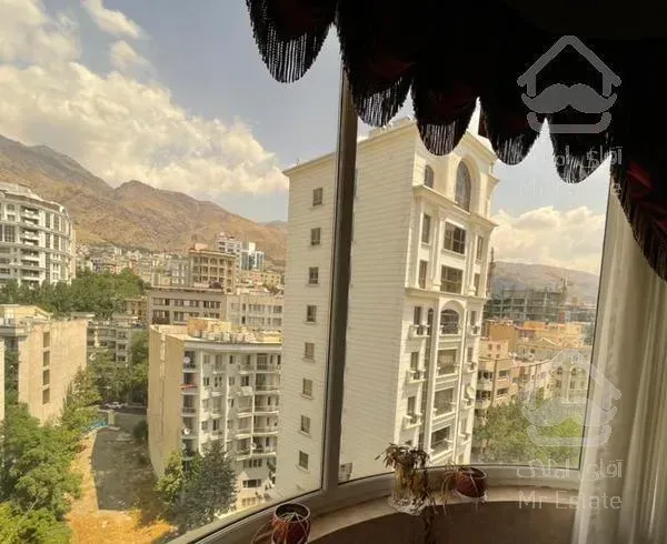 فروش و تهاتر پنت٦٥٠متر ١٥٠متر تراس ، کامرانیه