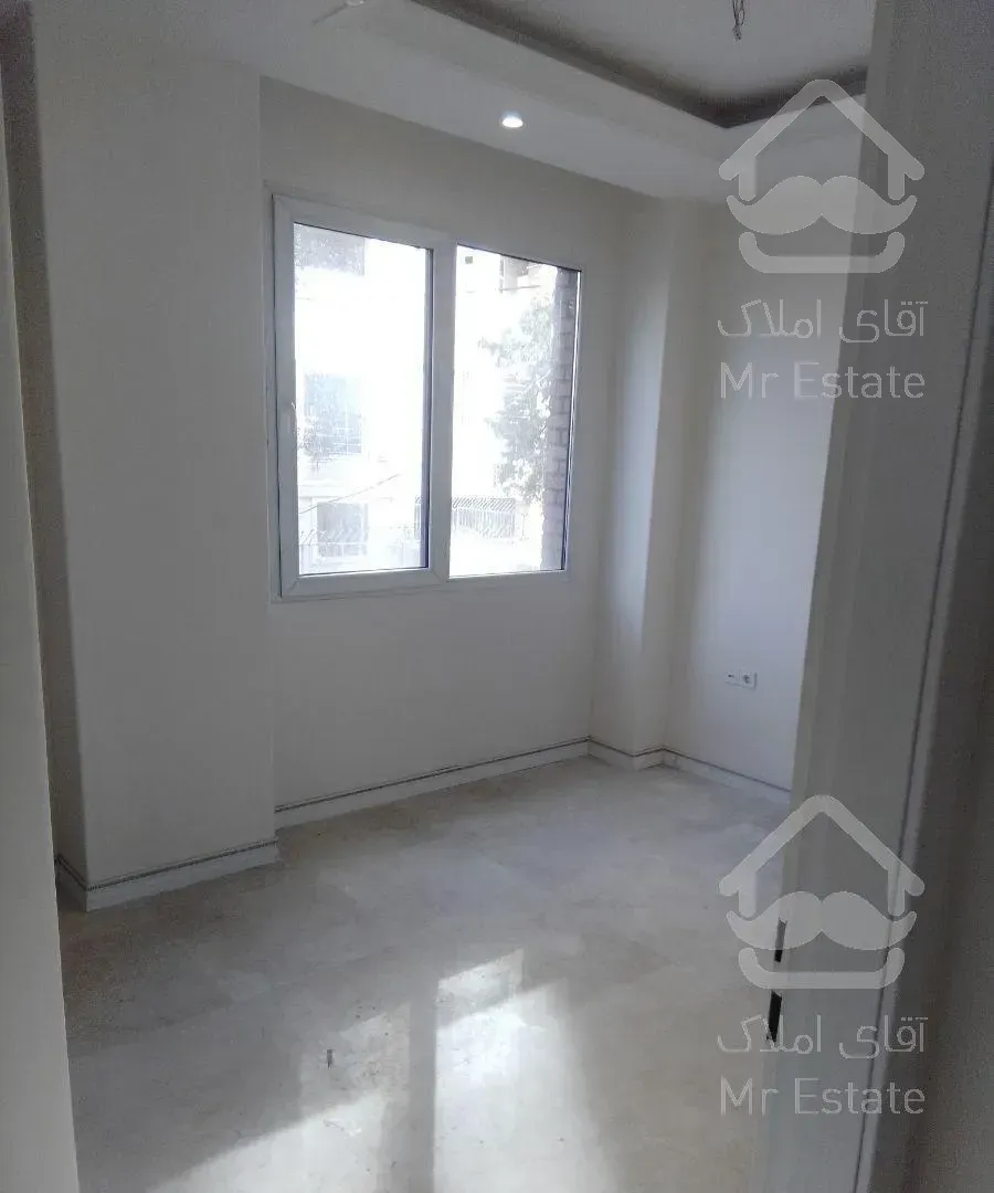 شمال خیابان پاتریس ، آپارتمان دوخواب