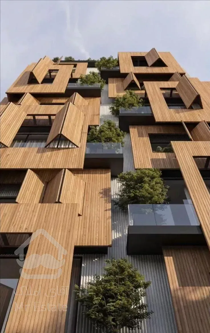 مرزداران/حاج آقا قربانی/تحویل۶ ماهه/برج رویال هما