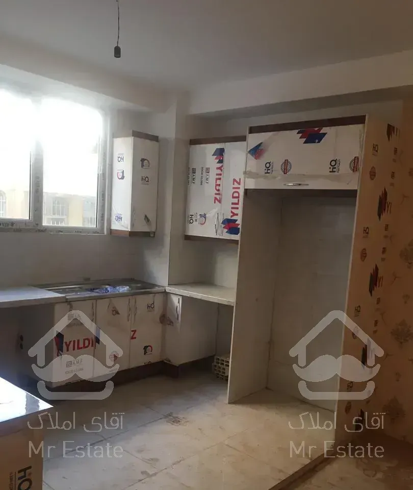 واحد۹۵ متری واقع در بنیاد خیابان ۱۶ متری بر خیابان