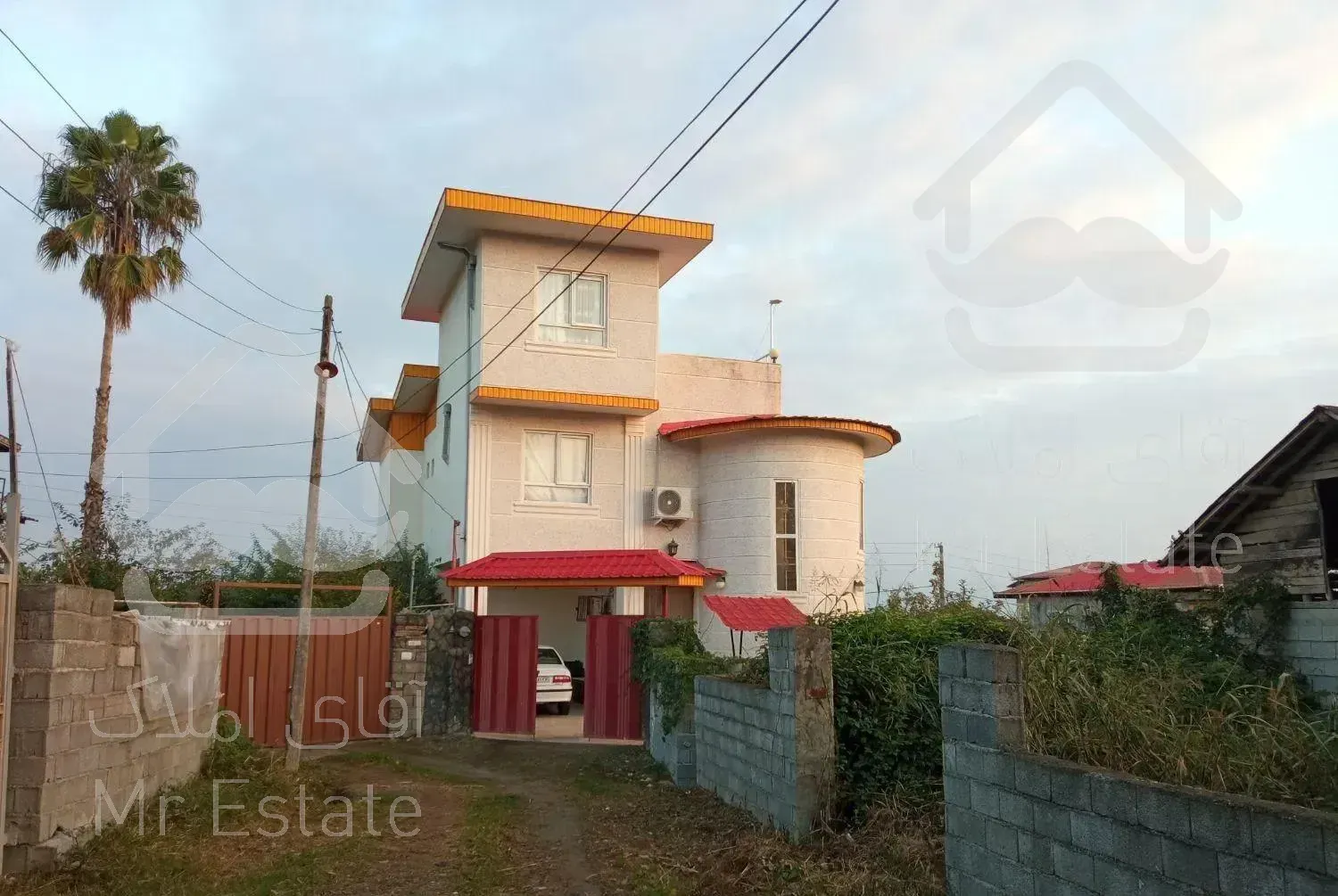 ویلا دوبلکس صدف سفید