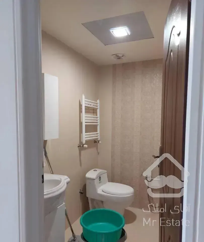 جهانشهر ۱۴۰ متری ۳خواب طبقه اخر