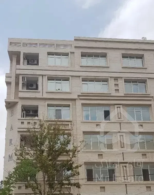 ۷۵ متر حاشیه اقبال فول