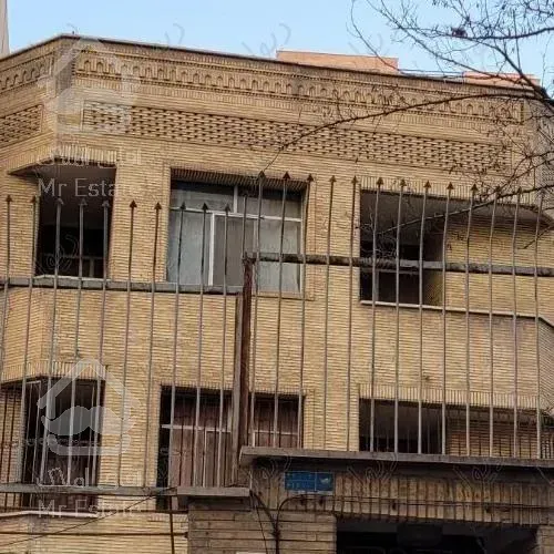 کلنگی 520 متر با بر 14 فردوس