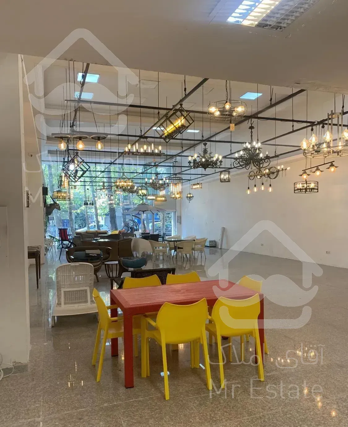 ۱۳۰متر تجاری بر‌اصلی اندرزگو