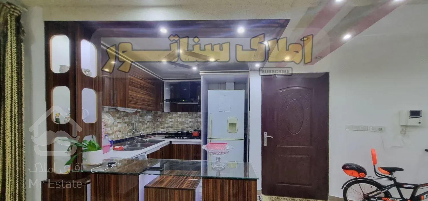 * املاک سناتـور * اپارتمان 88متری ط4 با اسانسور