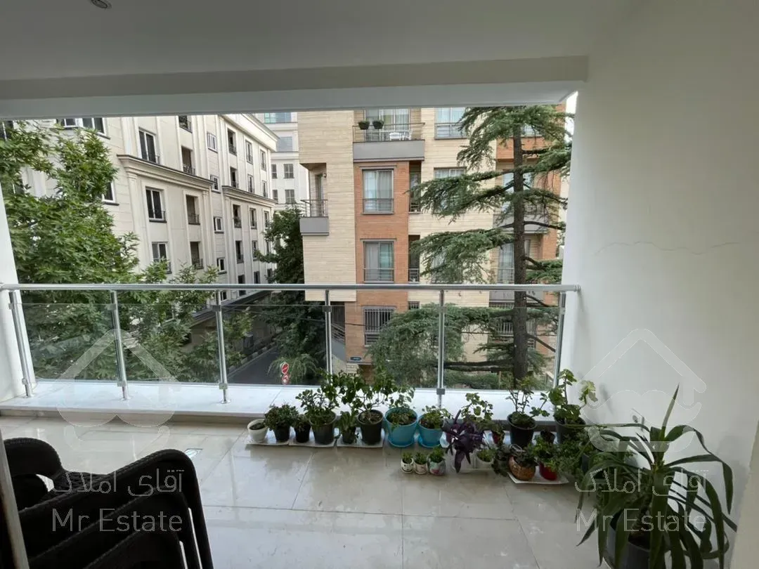 مجتمع تجاری اداری در قلب نیاوران