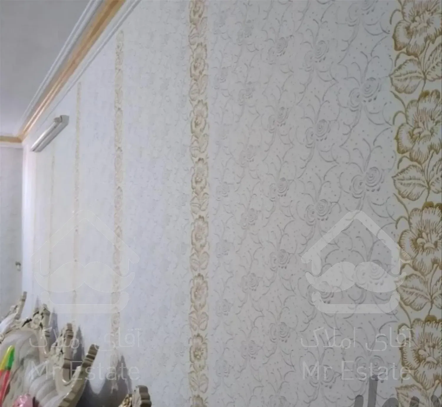 اجرای نقاشی*طرح کاغذ دیواری با رنگ*