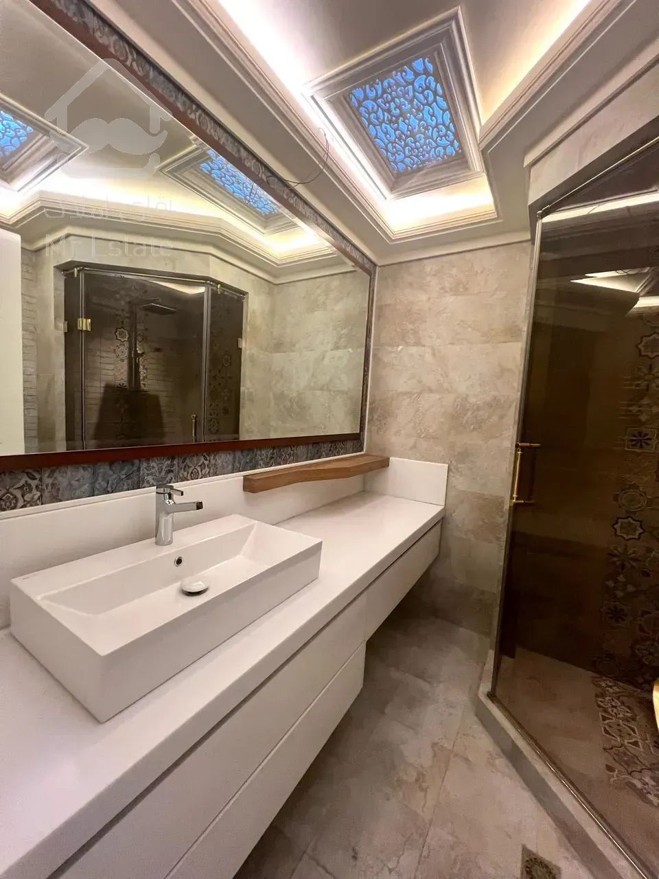 اجاره ۲۷۰ متر/نیاوران/تراس قابل چیدمان